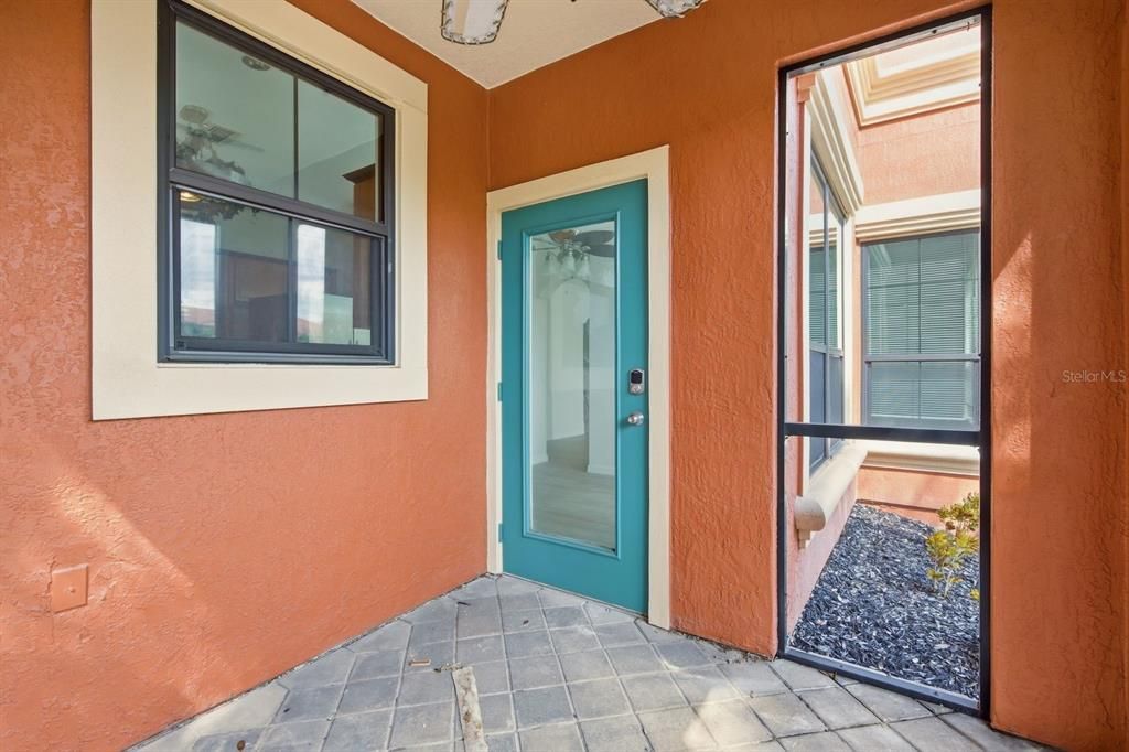 En Venta: $499,900 (3 camas, 2 baños, 2078 Pies cuadrados)