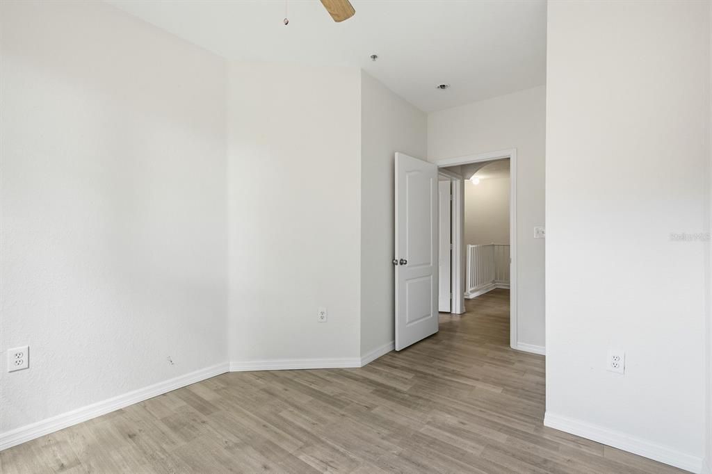 En Venta: $499,900 (3 camas, 2 baños, 2078 Pies cuadrados)