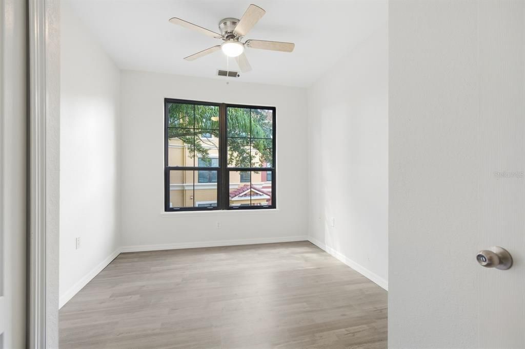En Venta: $499,900 (3 camas, 2 baños, 2078 Pies cuadrados)