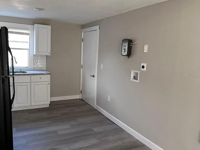 For Sale: $199,990 (2 beds, 1 baths, 750 Square Feet)