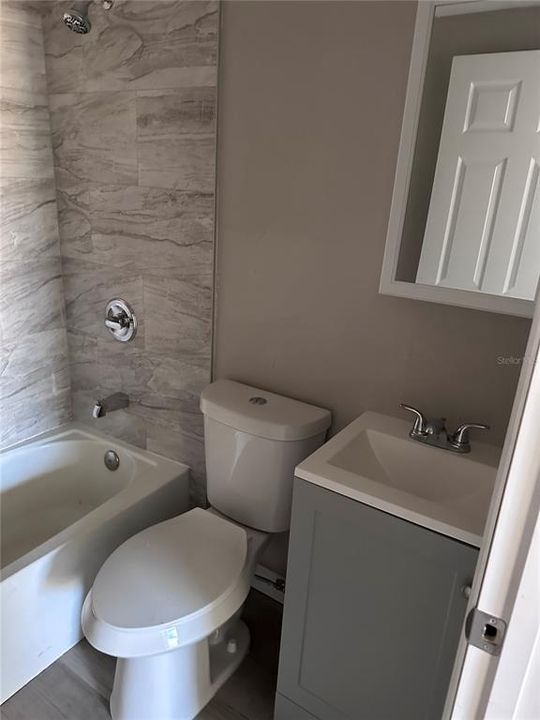 For Sale: $199,990 (2 beds, 1 baths, 750 Square Feet)