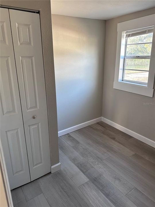 For Sale: $199,990 (2 beds, 1 baths, 750 Square Feet)