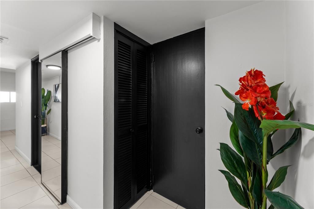 En Venta: $315,000 (0 camas, 1 baños, 625 Pies cuadrados)