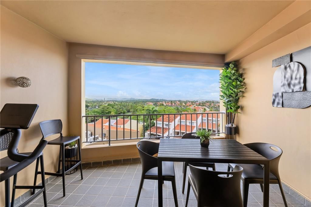 En Venta: $315,000 (0 camas, 1 baños, 625 Pies cuadrados)