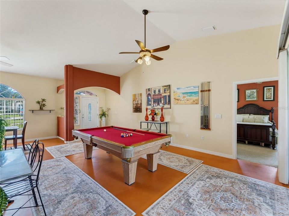 For Sale: $354,999 (3 beds, 2 baths, 2150 Square Feet)
