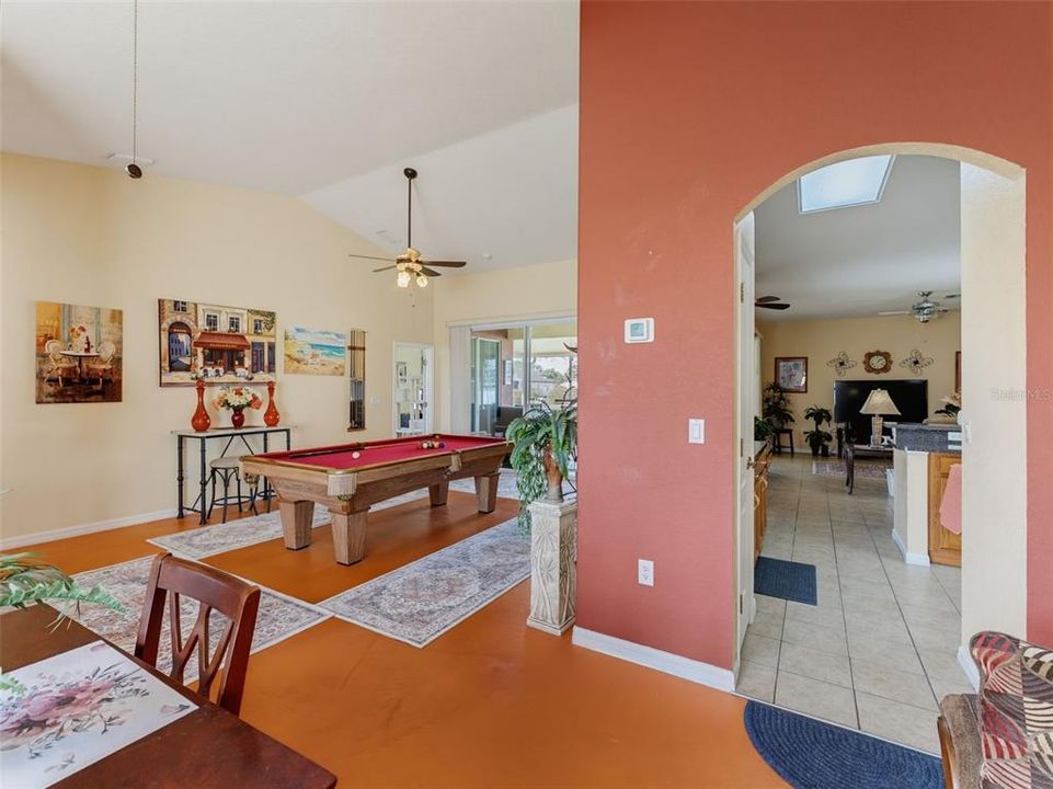 For Sale: $354,999 (3 beds, 2 baths, 2150 Square Feet)