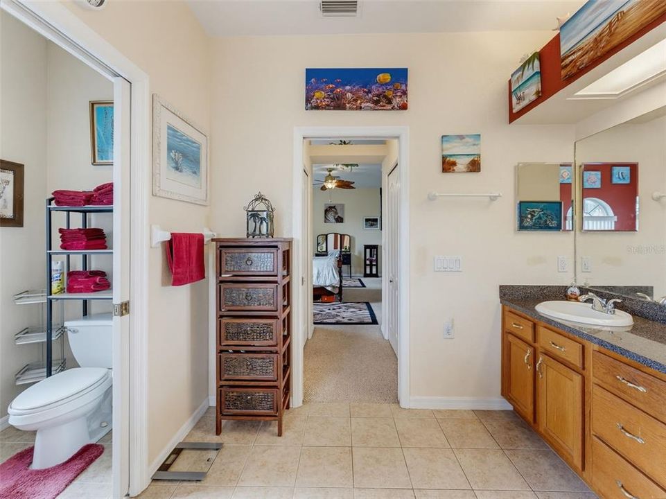 For Sale: $354,999 (3 beds, 2 baths, 2150 Square Feet)