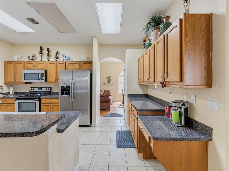 For Sale: $354,999 (3 beds, 2 baths, 2150 Square Feet)