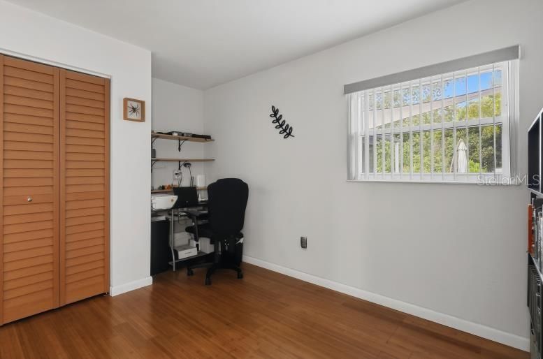 For Sale: $280,000 (3 beds, 2 baths, 1412 Square Feet)