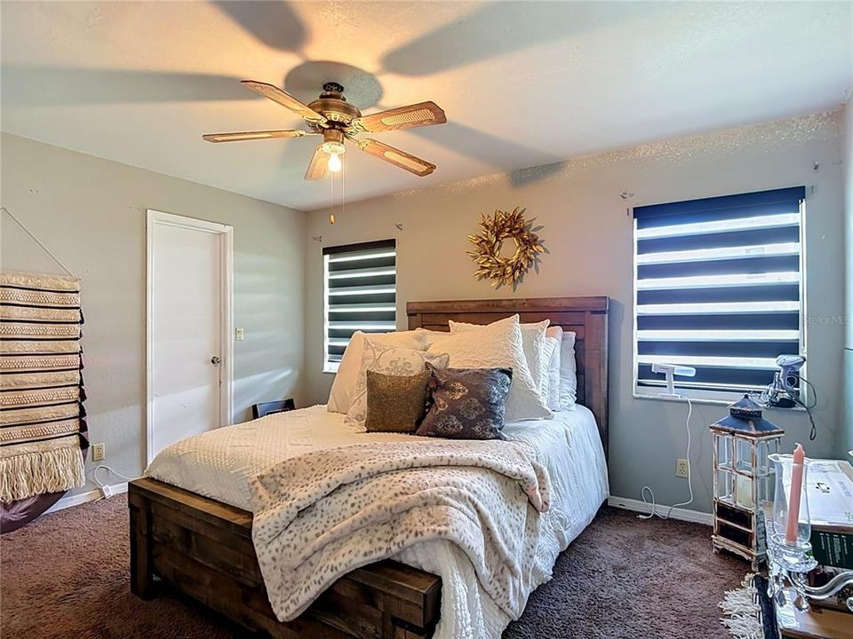 For Sale: $418,000 (3 beds, 2 baths, 2062 Square Feet)