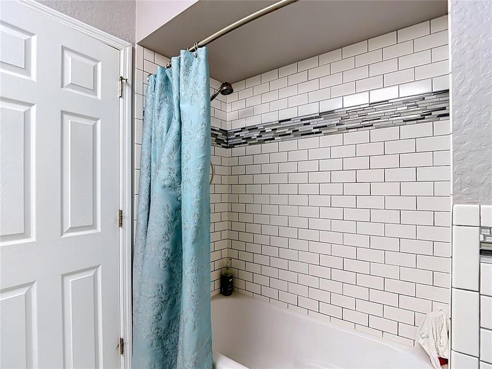 For Sale: $418,000 (3 beds, 2 baths, 2062 Square Feet)