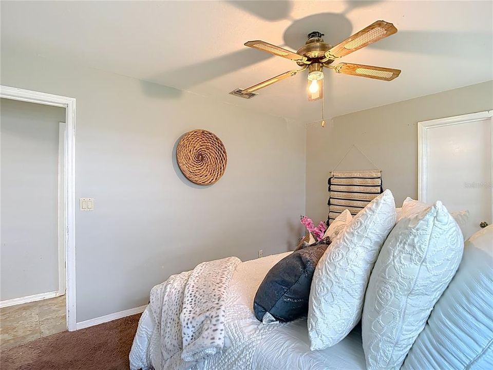 For Sale: $418,000 (3 beds, 2 baths, 2062 Square Feet)