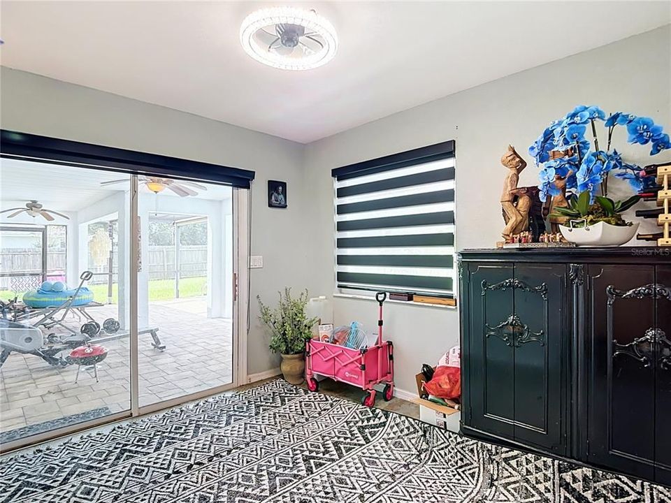 For Sale: $418,000 (3 beds, 2 baths, 2062 Square Feet)