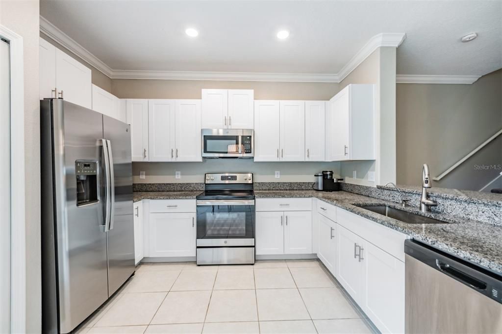 For Rent: $1,950 (2 beds, 2 baths, 1513 Square Feet)
