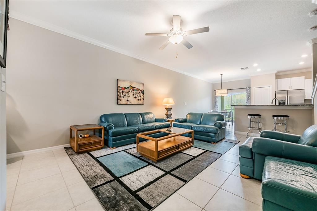 For Rent: $1,950 (2 beds, 2 baths, 1513 Square Feet)