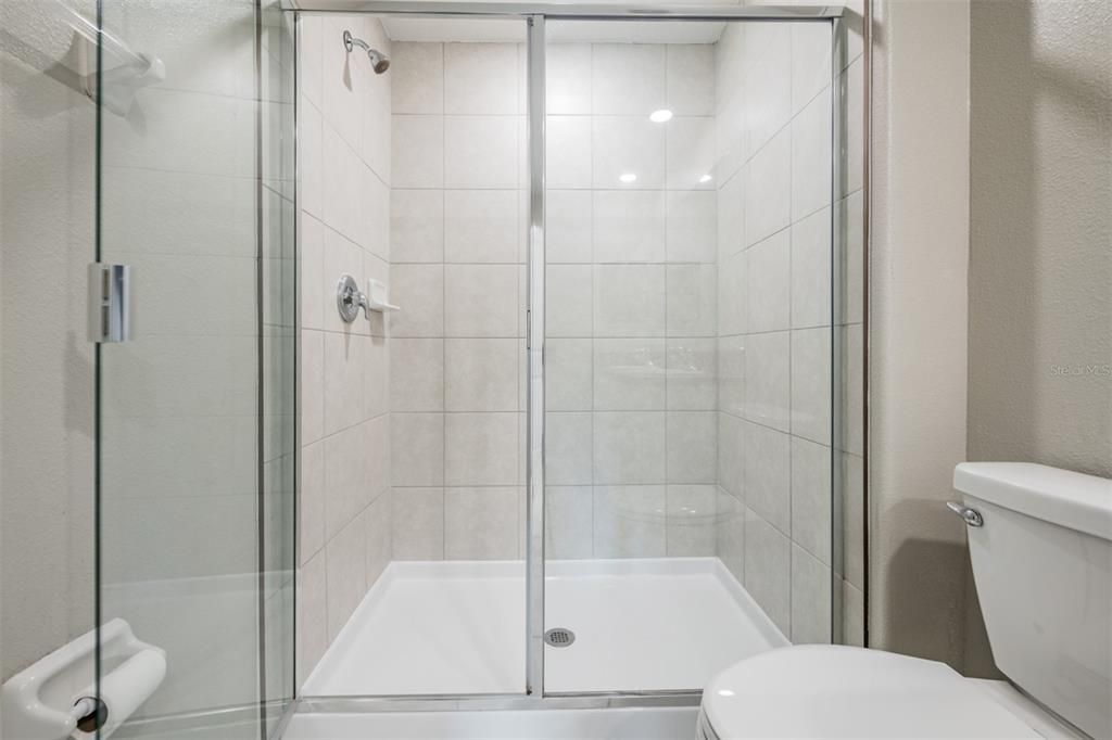 For Rent: $1,950 (2 beds, 2 baths, 1513 Square Feet)