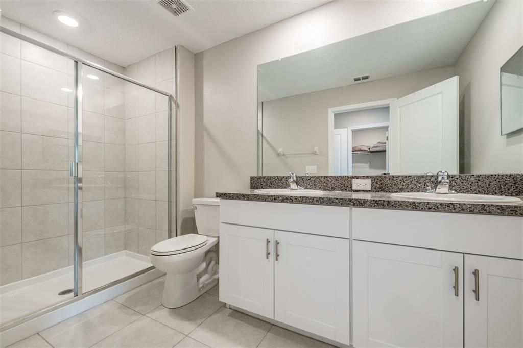 For Rent: $1,950 (2 beds, 2 baths, 1513 Square Feet)