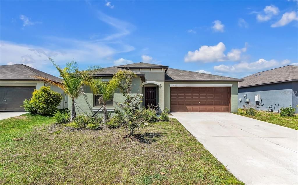 For Sale: $315,000 (4 beds, 2 baths, 1935 Square Feet)