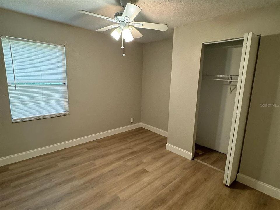 For Sale: $199,990 (3 beds, 1 baths, 1249 Square Feet)