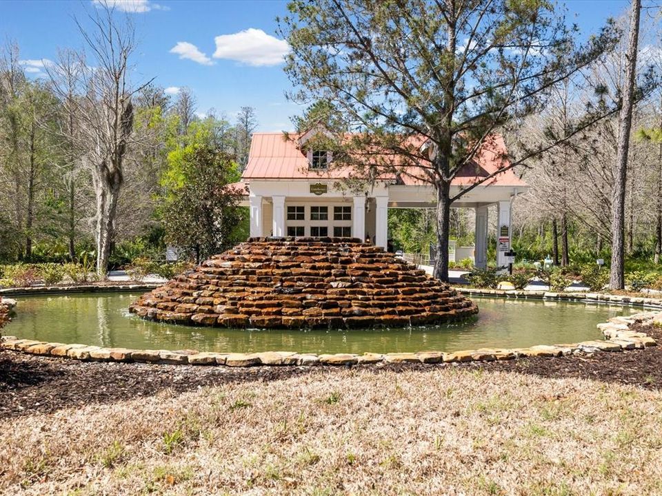 На продажу: $439,000 (4 спален, 2 ванн, 1981 Квадратных фут)