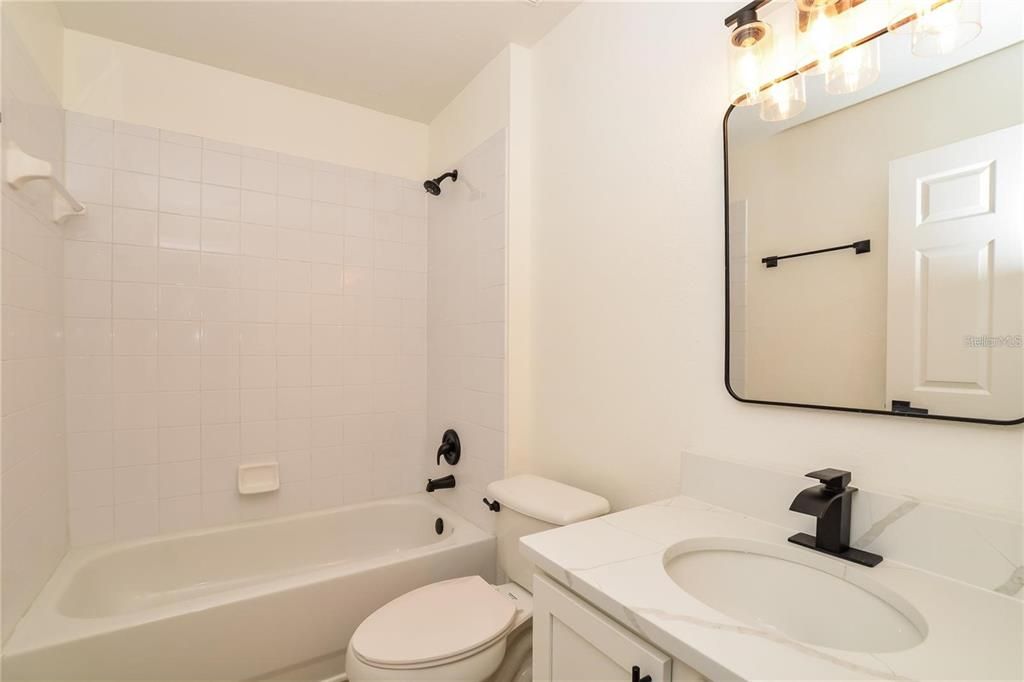 For Rent: $2,495 (4 beds, 2 baths, 1661 Square Feet)