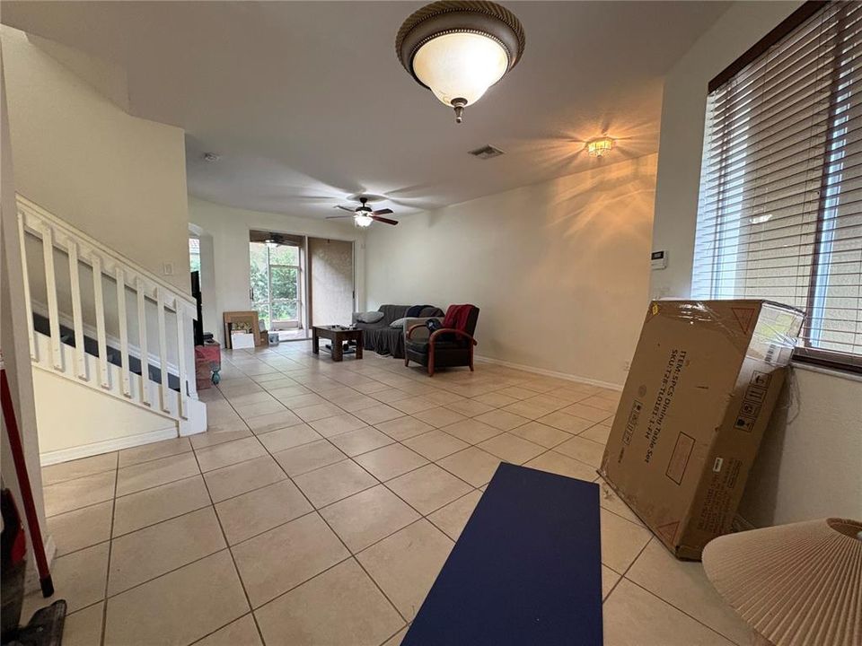For Sale: $289,000 (3 beds, 2 baths, 1707 Square Feet)