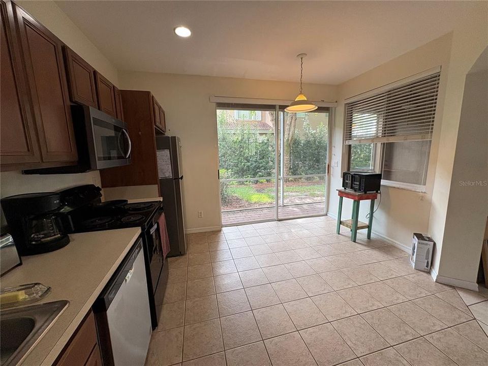 For Sale: $289,000 (3 beds, 2 baths, 1707 Square Feet)