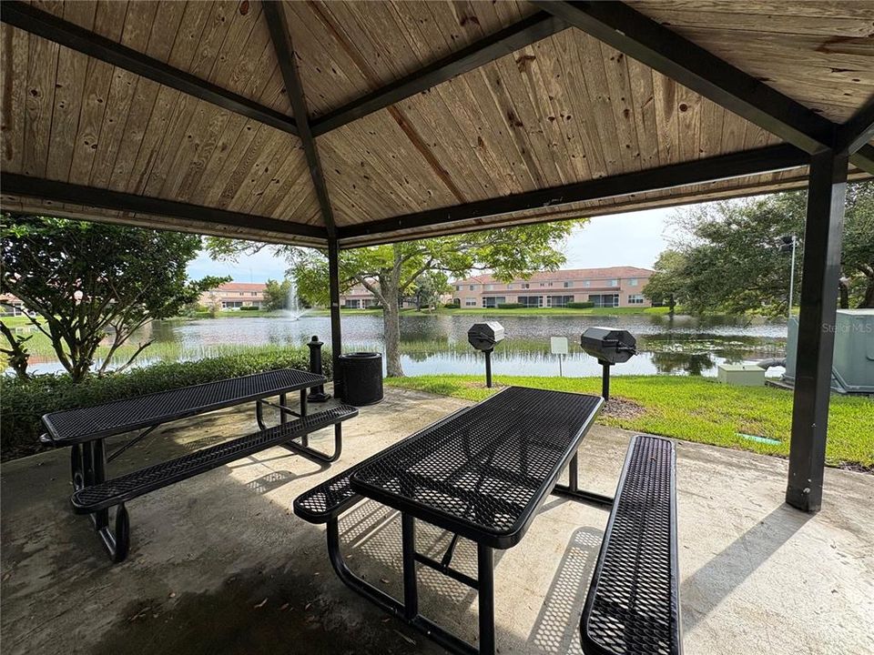For Sale: $289,000 (3 beds, 2 baths, 1707 Square Feet)
