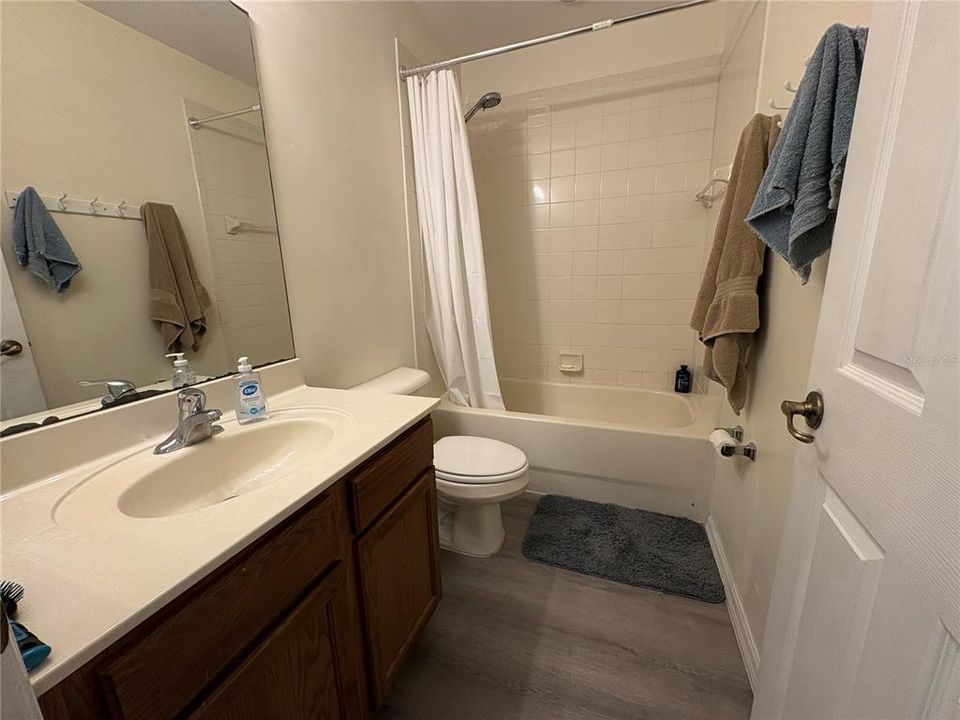 For Sale: $289,000 (3 beds, 2 baths, 1707 Square Feet)