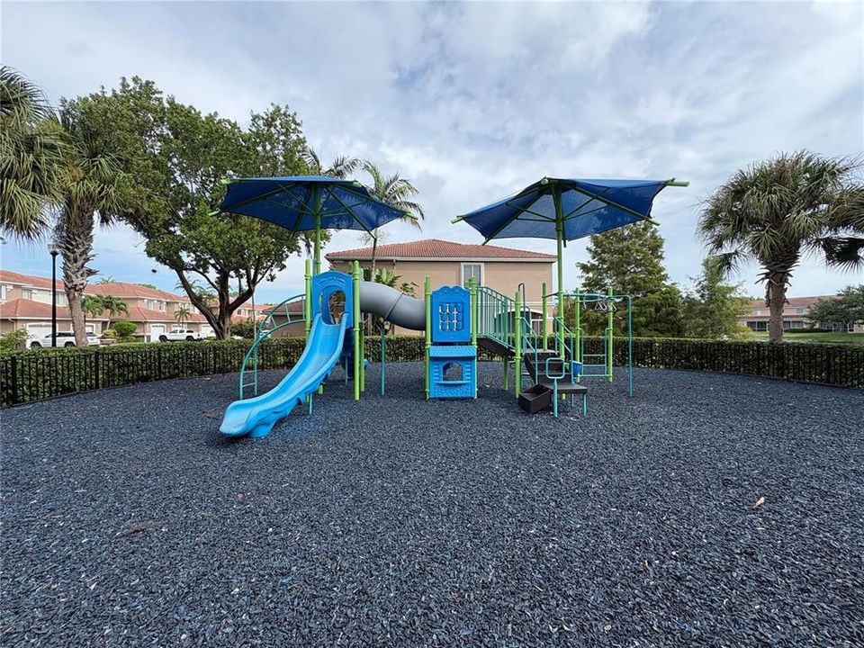 For Sale: $289,000 (3 beds, 2 baths, 1707 Square Feet)