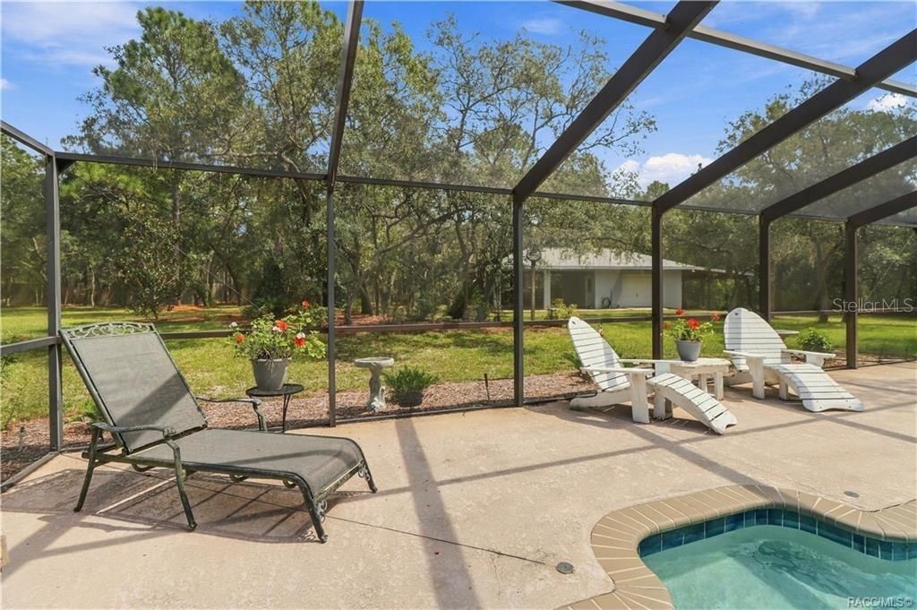 En Venta: $489,900 (4 camas, 2 baños, 2121 Pies cuadrados)