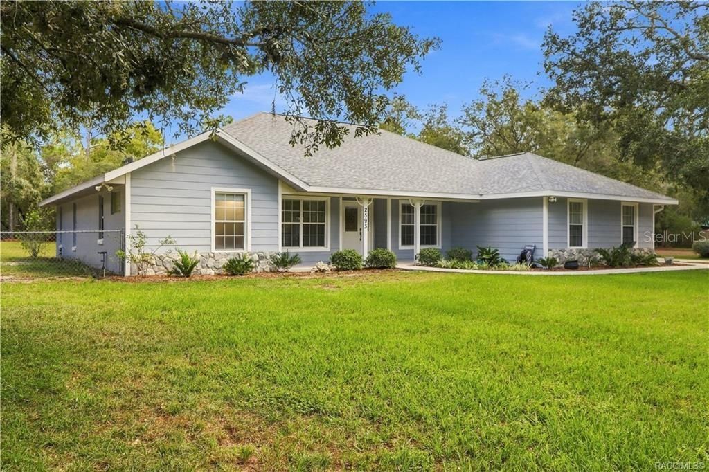 En Venta: $489,900 (4 camas, 2 baños, 2121 Pies cuadrados)