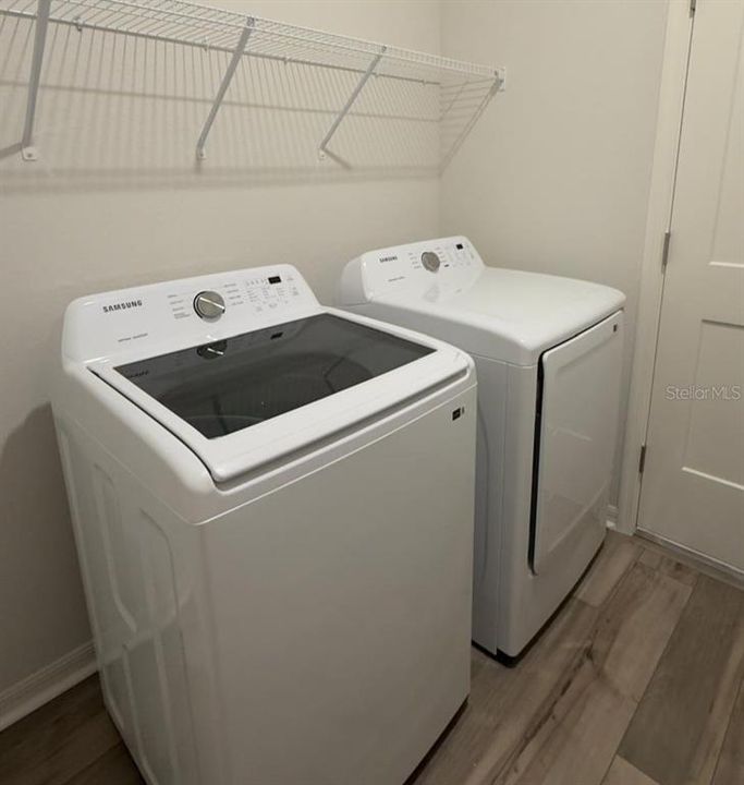 For Rent: $2,450 (4 beds, 2 baths, 2029 Square Feet)