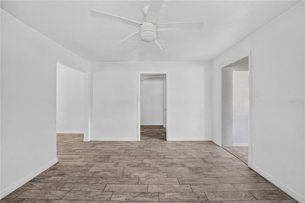 For Sale: $485,000 (3 beds, 2 baths, 1332 Square Feet)