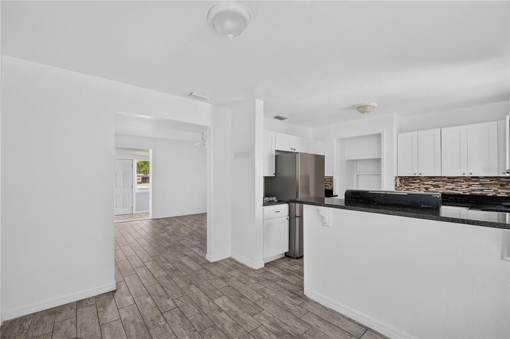 For Sale: $485,000 (3 beds, 2 baths, 1332 Square Feet)