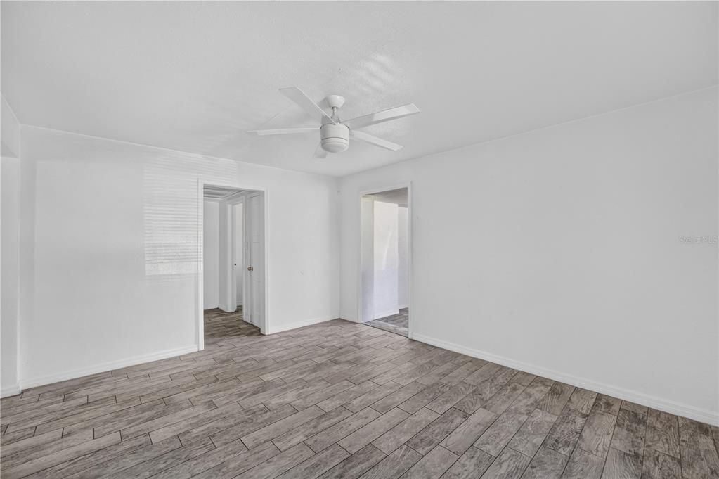 For Sale: $485,000 (3 beds, 2 baths, 1332 Square Feet)
