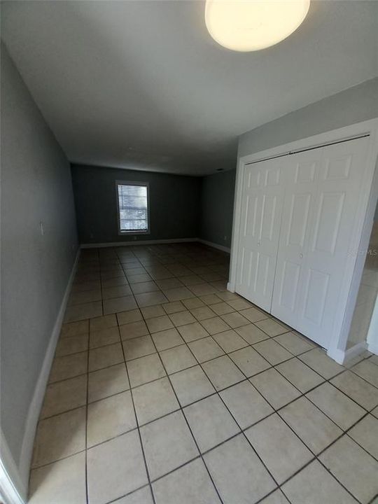 For Rent: $1,295 (2 beds, 1 baths, 950 Square Feet)