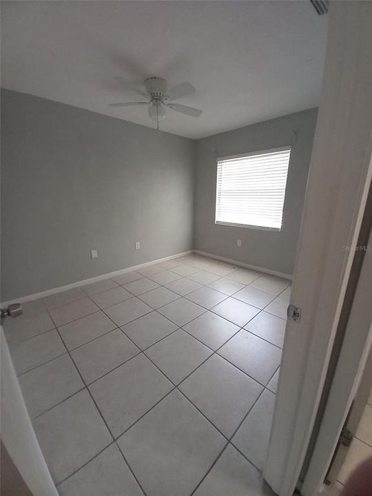 For Rent: $1,295 (2 beds, 1 baths, 950 Square Feet)