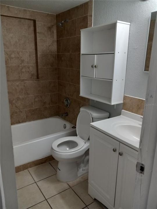For Rent: $1,295 (2 beds, 1 baths, 950 Square Feet)
