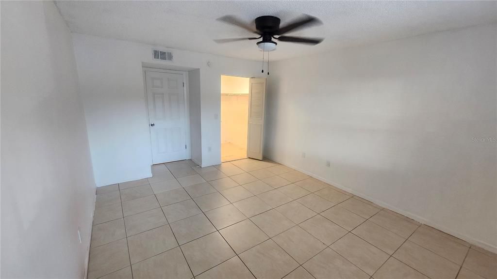 En Venta: $129,900 (1 camas, 1 baños, 645 Pies cuadrados)