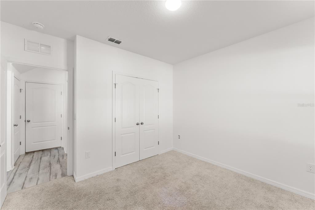 En Venta: $360,000 (5 camas, 3 baños, 2696 Pies cuadrados)