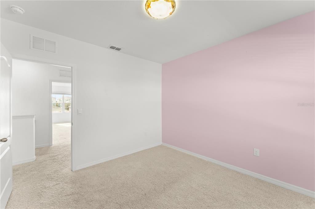 En Venta: $360,000 (5 camas, 3 baños, 2696 Pies cuadrados)