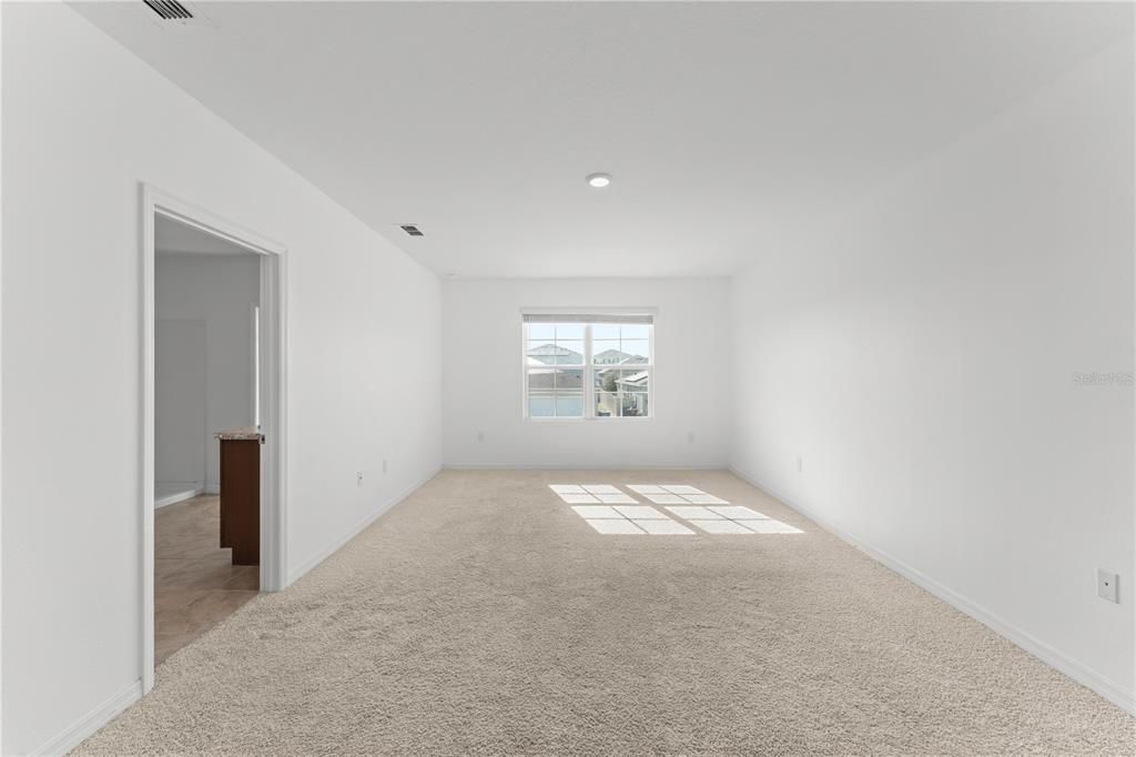 En Venta: $360,000 (5 camas, 3 baños, 2696 Pies cuadrados)