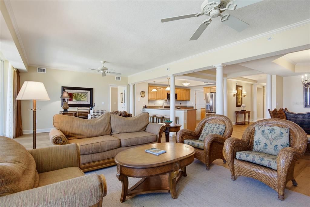 For Sale: $1,929,000 (4 beds, 4 baths, 3264 Square Feet)