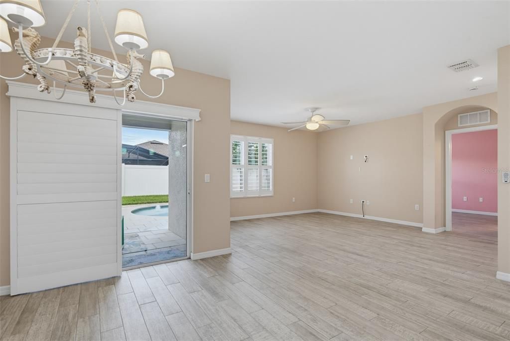 For Rent: $3,400 (4 beds, 2 baths, 1828 Square Feet)