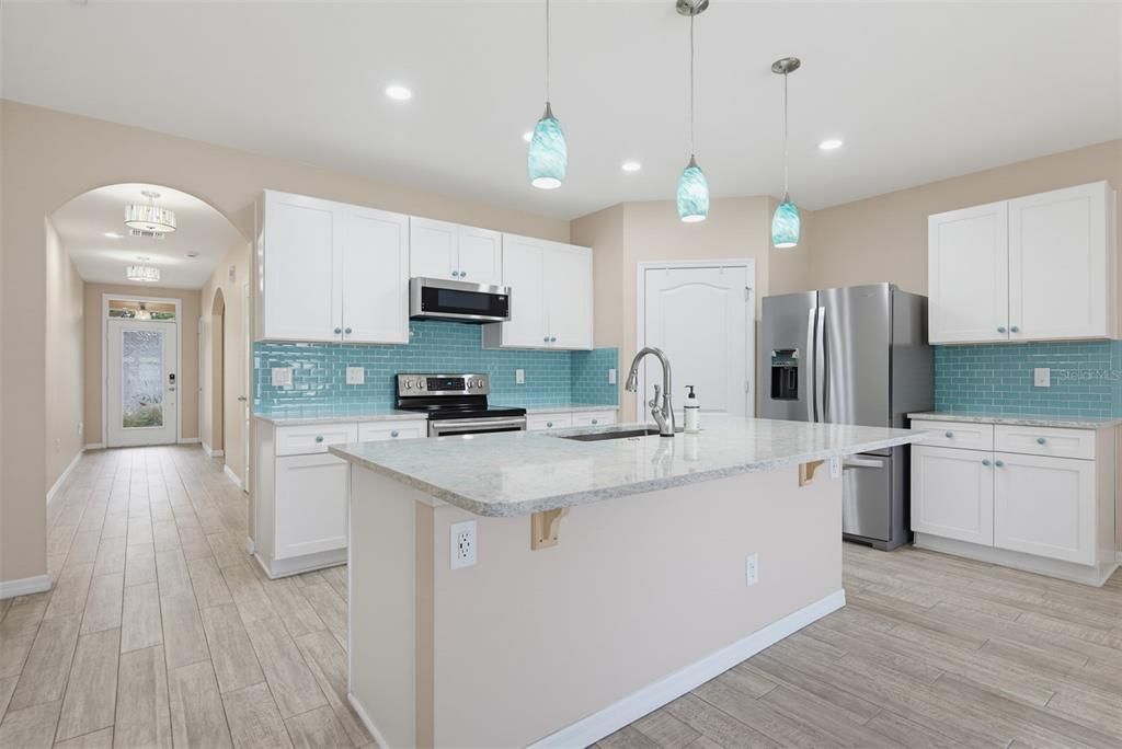 For Rent: $3,400 (4 beds, 2 baths, 1828 Square Feet)