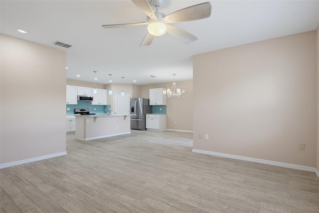 For Rent: $3,400 (4 beds, 2 baths, 1828 Square Feet)