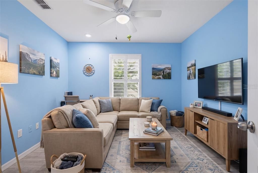 For Rent: $3,400 (4 beds, 2 baths, 1828 Square Feet)