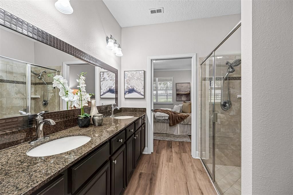 For Sale: $299,900 (3 beds, 2 baths, 2130 Square Feet)