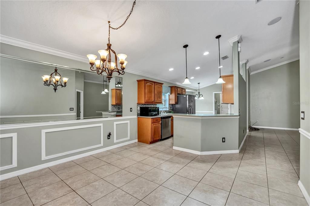 For Rent: $2,950 (3 beds, 2 baths, 1583 Square Feet)